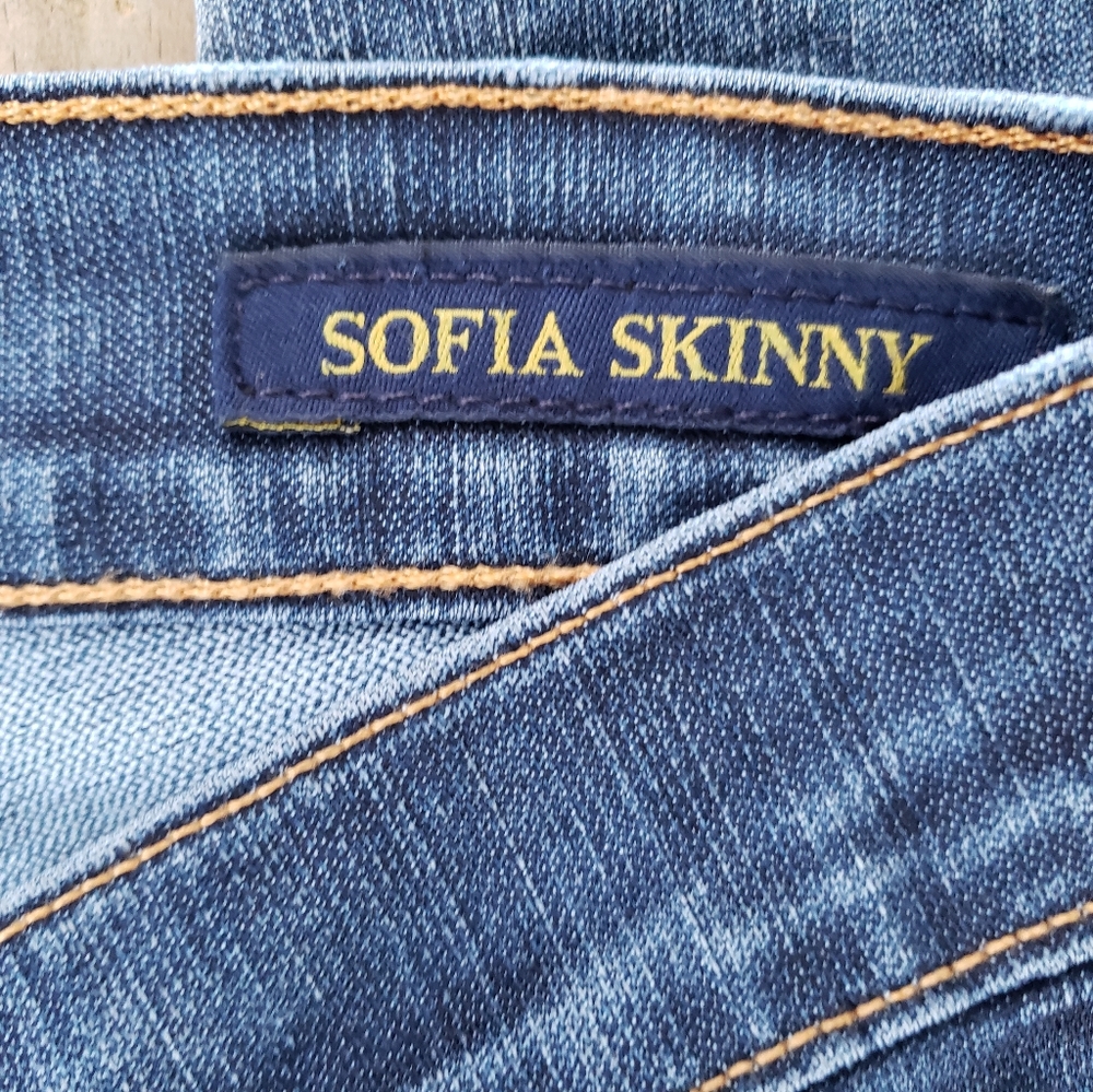 2013 Lucky Brand Sofia Skinny Jeans! - Picture 6 of 13